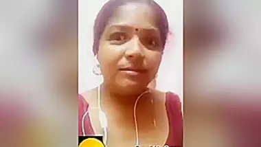 Today Exclusive-tamil Bhabhi Showing Boobs On Video Call