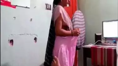 Older gujrati village aunty after sex leaked mms