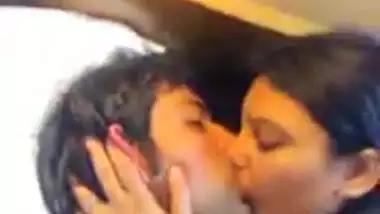 Desi Hottie enjoys sex with her bf