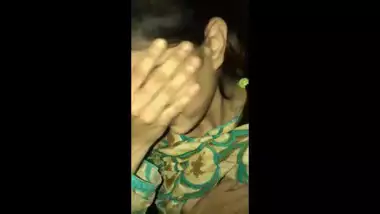 Cute Desi Girl Boob Pressing