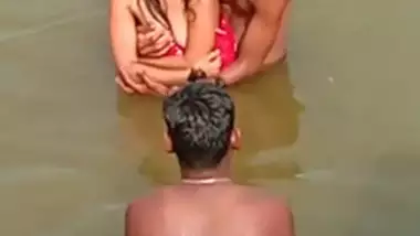 Desi lover lover nude bath outdoor