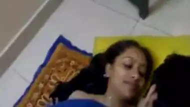 Desimms of a college hotty having enjoyment with her friends in their hostel