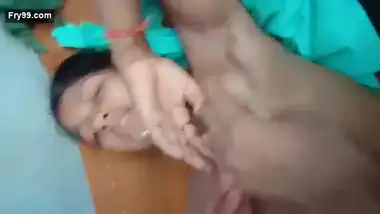 Desi shy Girl Pussy Fingering By Lover