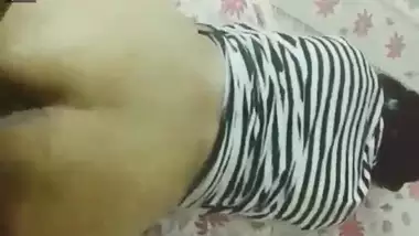 Desi hot aunty saavi fucking doggy