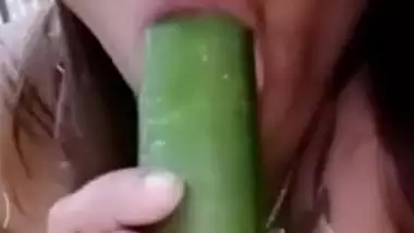 Salomi Kachhap Bhbahi Playing With Cucumber