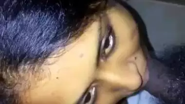 Posh Desi slut poses for scandalous MMS video when blowing XXX dick