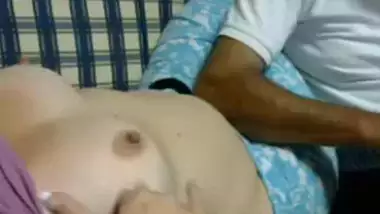 Indian Men Display Wife Boob - Movies. video2porn2