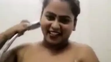 Sexy Girl Bathing