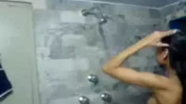 desi girl taking bath