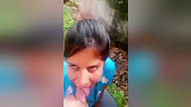 Desi Girl Outdoor Blowjob And Bf Cum On Her Face