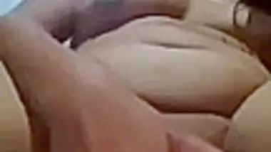 Desi Horny Girl Fingering Pussy Selfie Mms Video