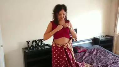 380px x 214px - Indian Red Saree Bhabhi Caught Watching Porn By Devar Fuck Desi Hindi Audio  porn video