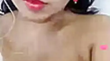 Sexy Busty Bhabhi Tango Live Show