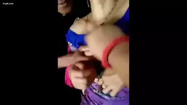 Sucking Next Door Bhabhi Tits