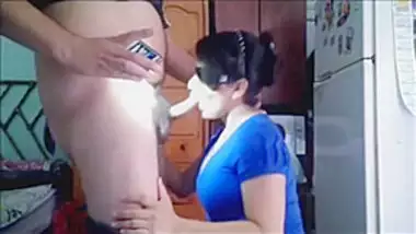 Indian Bhabhi - Indian Amateur Horny Bhabhi Giving Blowjob