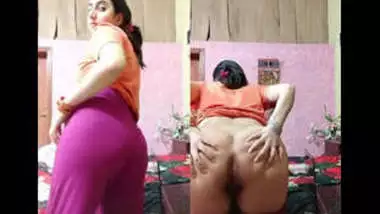 Desi Super Sexy Girl showing boobs and Ass Part 2