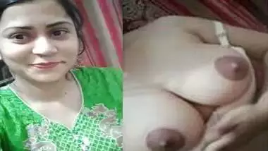 Pakistani Milky Boobs Girl Nude Selfie Seduction porn video