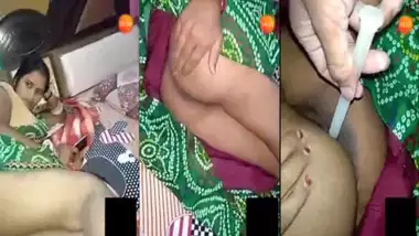 Desi Bhabhi anal pushing with a candle