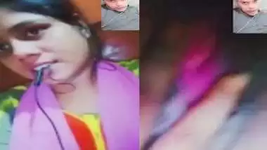 Desi girl video call sex chat showing pussy