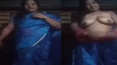 Desi bhabhi stripping saree and showing boobs