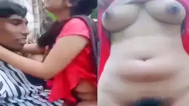 Srilankan xxx Tamil sister outdoor fucking