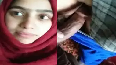 Kashmiri Hard Sex - Hijab Girl Puffy Pussy Fucking Viral Kashmiri Sex porn video
