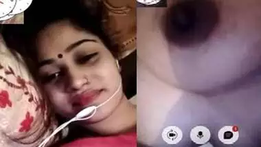 Bengali girl video call showing big boobs