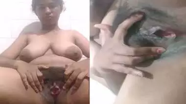 Forest pussy Indian gf nude showing virgin pussy