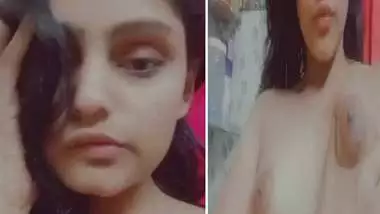 Indian fingering girl viral playing with pussy