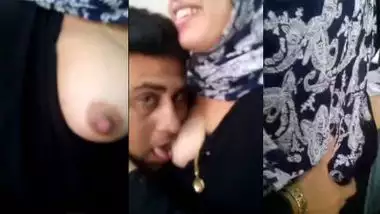 Maldivian man sucks his hijabi colleague’s boobs in bf video