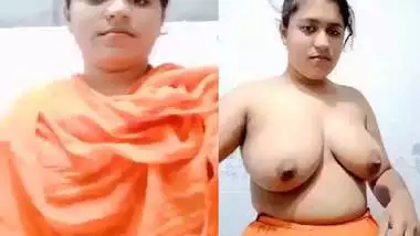 Indian girl stripping salwar and big boobs show