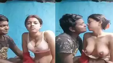 Young village Desi couple sex at home viral MMS