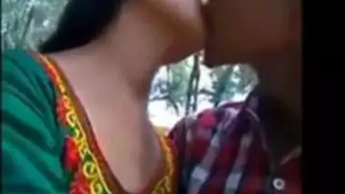 Indian legal age teenager porn video of a college pair having pleasure in a park