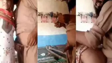 Pathan fucks his neighbor’s wife in Pakistani sex MMS